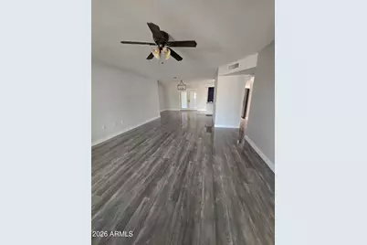 10049 W Oakmont Drive, Sun City, AZ 85351 - Photo 5