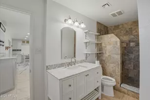 1532 W Loma Ln, Phoenix, AZ 85021 - Photo 11