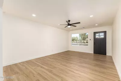 3 E Erie Drive, Tempe, AZ 85282 - Photo 3