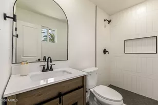 3 E Erie Dr, Tempe, AZ 85282 - Photo 19