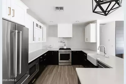 3830 E Devonshire Avenue, Phoenix, AZ 85018 - Photo 31