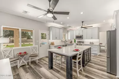 3225 W Marconi Avenue, Phoenix, AZ 85053 - Photo 13