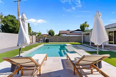 8602 E Roanoke Avenue, Scottsdale, AZ 85257 - Photo 3