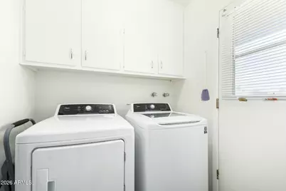 10212 W Royal Oak Road, Sun City, AZ 85351 - Photo 25