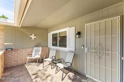 10212 W Royal Oak Road, Sun City, AZ 85351 - Photo 5