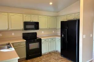 15713 W Post Dr, Surprise, AZ 85374 - Photo 11