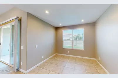 38212 W Santa Monica Avenue, Maricopa, AZ 85138 - Photo 9