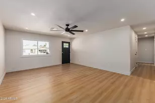 3515 E Winchcomb Dr, Phoenix, AZ 85032 - Photo 3