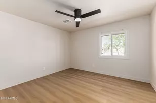 3515 E Winchcomb Dr, Phoenix, AZ 85032 - Photo 19