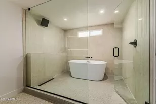 3515 E Winchcomb Dr, Phoenix, AZ 85032 - Photo 17