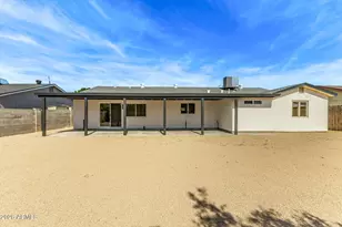 3515 E Winchcomb Dr, Phoenix, AZ 85032 - Photo 9