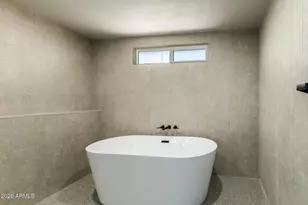 3515 E Winchcomb Dr, Phoenix, AZ 85032 - Photo 7