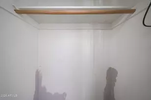 1734 S Shafer Dr, Tempe, AZ 85281 - Photo 15