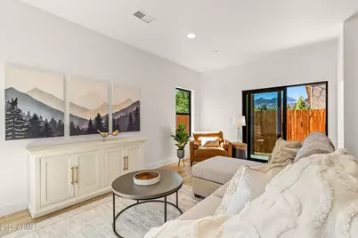 302 W Oak Avenue #2, Flagstaff, AZ 86001 - Photo 3