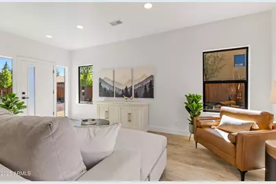 302 W Oak Avenue #2, Flagstaff, AZ 86001 - Photo 7