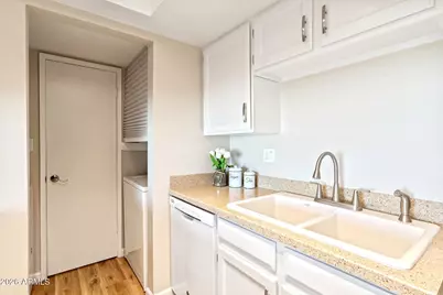 8576 E Indian School Road #F, Scottsdale, AZ 85251 - Photo 13