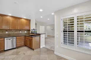 21320 N 56th St, Phoenix, AZ 85054 - Photo 13