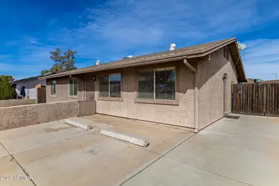 2702 E Grovers Avenue, Phoenix, AZ 85032 - Photo 3