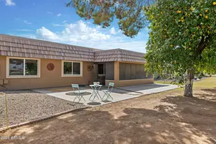 10442 W Prairie Hills Cir, Sun City, AZ 85351 - Photo 29