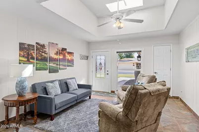 10442 W Prairie Hills Circle, Sun City, AZ 85351 - Photo 7