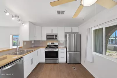 147 S 84th Way N, Mesa, AZ 85208 - Photo 3