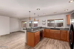307 W Santa Cruz Dr, Tempe, AZ 85282 - Photo 5