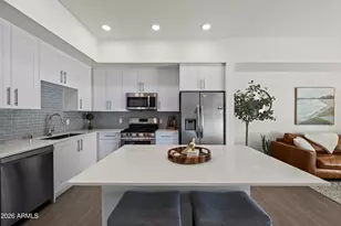 7300 E Earll Dr, Scottsdale, AZ 85251 - Photo 1