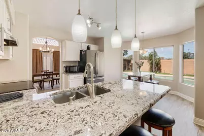 4820 W Shannon Court, Chandler, AZ 85226 - Photo 11