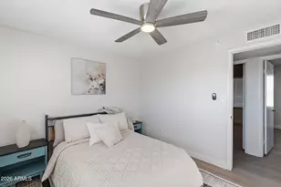 4622 N 71st Ln, Phoenix, AZ 85033 - Photo 13