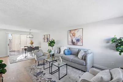 4622 N 71st Lane, Phoenix, AZ 85033 - Photo 3