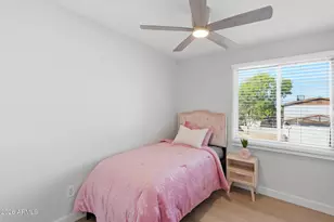 4622 N 71st Ln, Phoenix, AZ 85033 - Photo 15