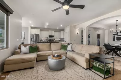 590 E Raven Court, Gilbert, AZ 85297 - Photo 11