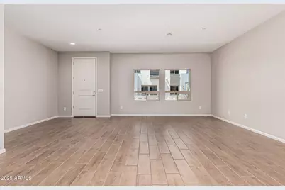 733 E Commonwealth Avenue #26, Chandler, AZ 85225 - Photo 7