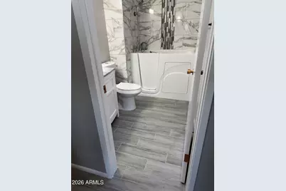 10253 N 108th Avenue, Sun City, AZ 85351 - Photo 13