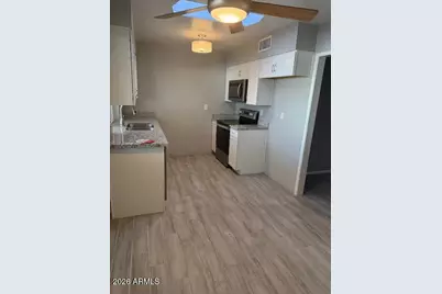 10253 N 108th Avenue, Sun City, AZ 85351 - Photo 7