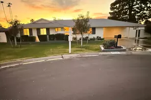 3630 N 54th Ct, Phoenix, AZ 85018 - Photo 1