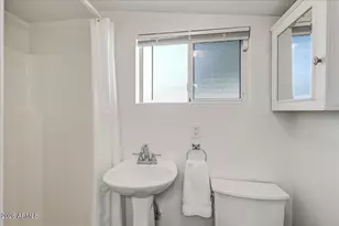 3630 N 54th Ct, Phoenix, AZ 85018 - Photo 15