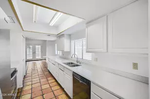 2044 S Don Carlos, Mesa, AZ 85202 - Photo 11