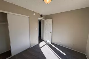 5256 W Cholla St, Glendale, AZ 85304 - Photo 13