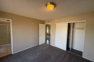 5256 W Cholla St, Glendale, AZ 85304 - Photo 7