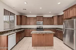 7352 W Valencia Dr, Laveen, AZ 85339 - Photo 3