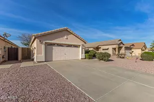 10390 W Yukon Dr, Peoria, AZ 85382 - Photo 3
