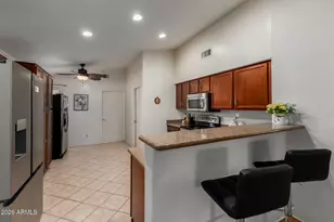 10390 W Yukon Dr, Peoria, AZ 85382 - Photo 13