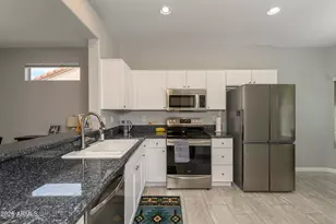 16324 W Key Estrella Dr, Surprise, AZ 85374 - Photo 11