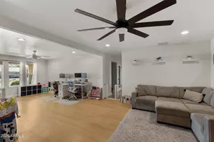 2208 E Contessa Cir, Mesa, AZ 85213 - Photo 9