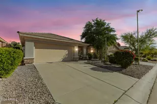 41105 N Prestancia Dr, Phoenix, AZ 85086 - Photo 3