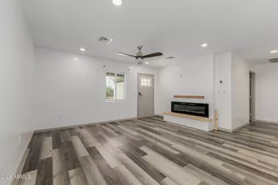 31843 N Poplar Street, Wittmann, AZ 85361 - Photo 3