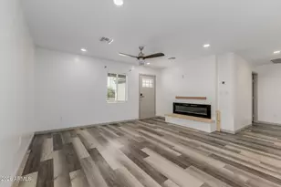 31843 N Poplar St, Wittmann, AZ 85361 - Photo 3