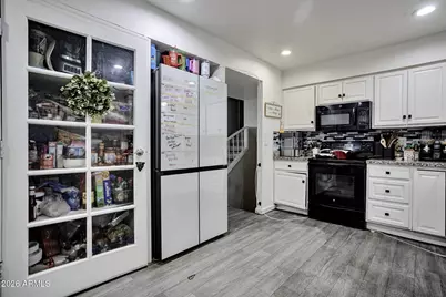 3925 W San Juan Avenue, Phoenix, AZ 85019 - Photo 5