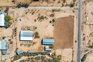 20526 W Carver Rd, Buckeye, AZ 85326 - Photo 37